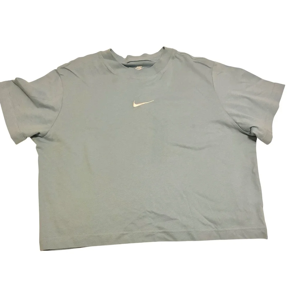 Nike Tee Loose Fit Cropped T-Shirt Blue Gray Short Sleeve Size M